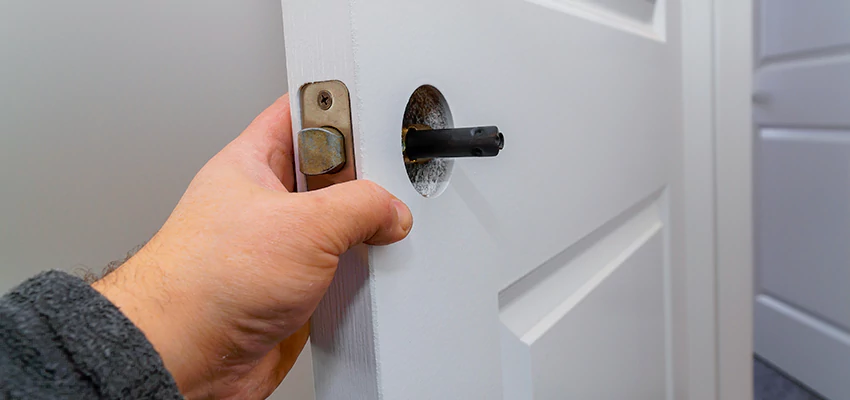 Nighttime Locksmith For Lock Repair in Valle Vista, CA