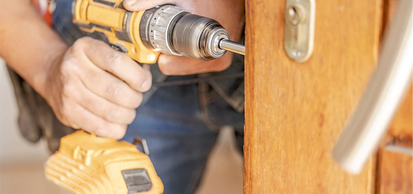 Emergency A1 Locksmith Services in Valle Vista, California