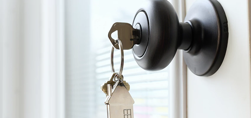 Bifold Door Knob Replacement in Valle Vista, California