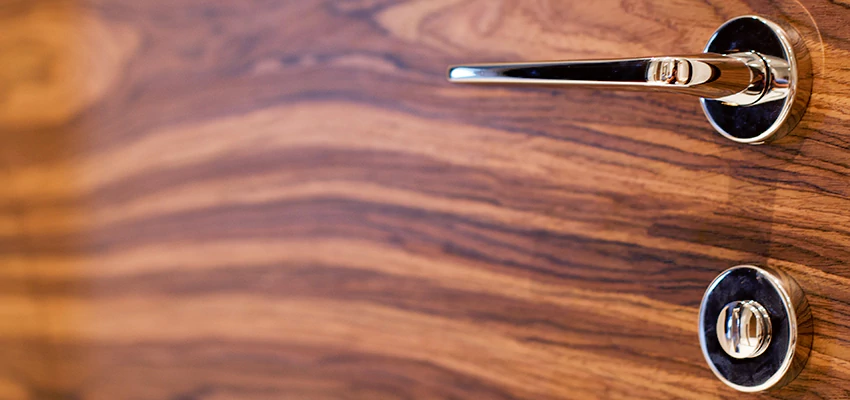 On Demand Locksmith For Key Fobs Repair in Valle Vista, California